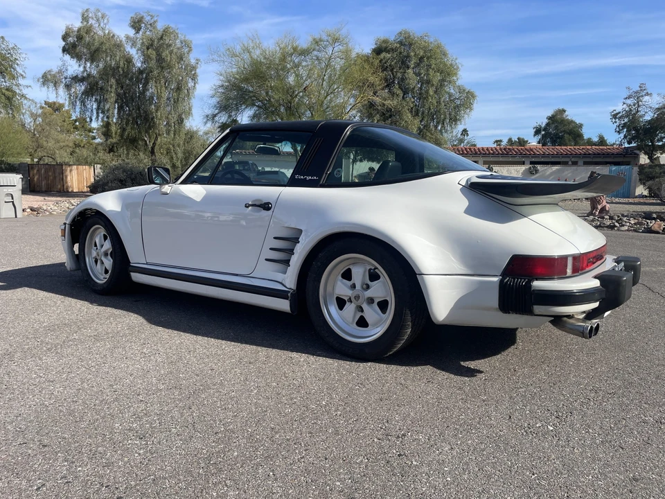 1986 Porsche 911 Carrera 3.2 - Image 16 of 31