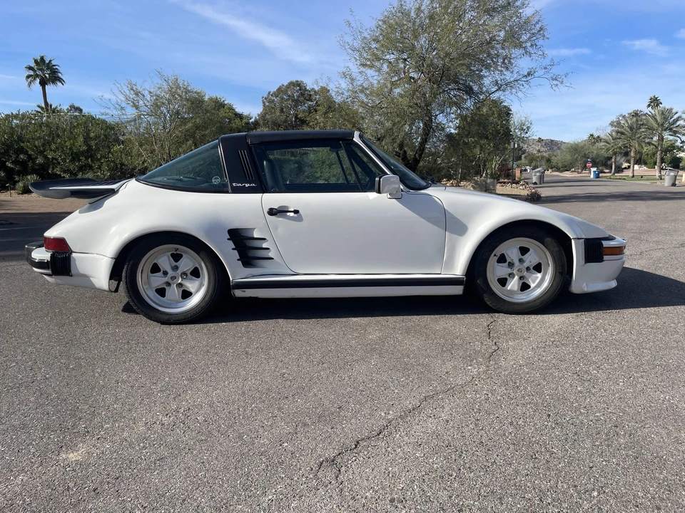 1986 Porsche 911 Carrera 3.2 - Image 9 of 31