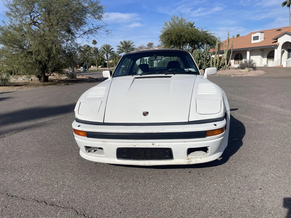 1986 Porsche 911 Carrera 3.2 - Image 5 of 31
