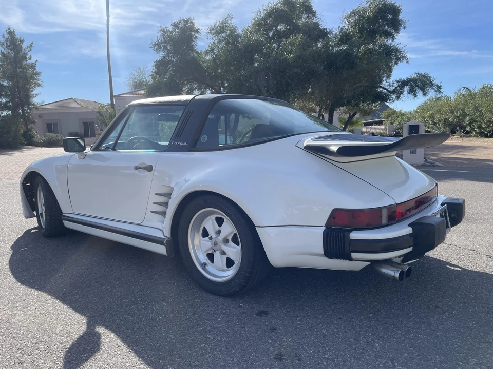 1986 Porsche 911 Carrera 3.2 - Image 15 of 31