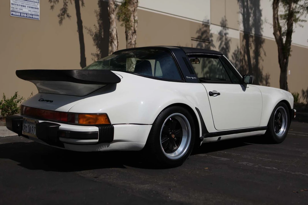 1986 Porsche 911 Carrera 3.2 - Image 4 of 31