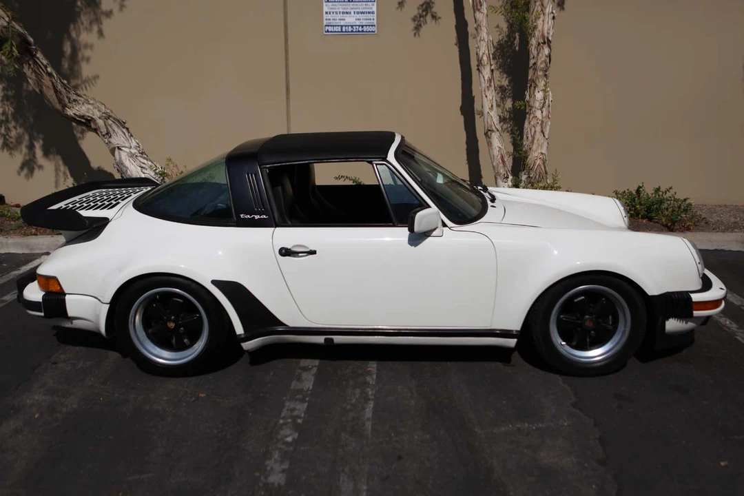 1986 Porsche 911 Carrera 3.2 - Image 3 of 31