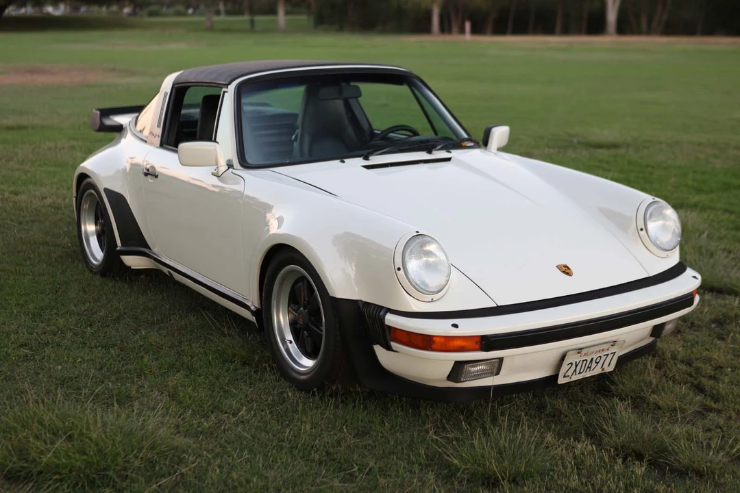 1986 Porsche 911 Carrera 3.2 - Image 23 of 31