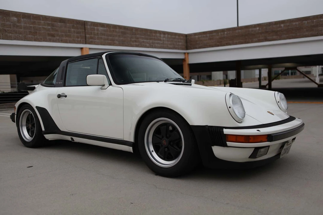 1986 Porsche 911 Carrera 3.2 - Image 11 of 31