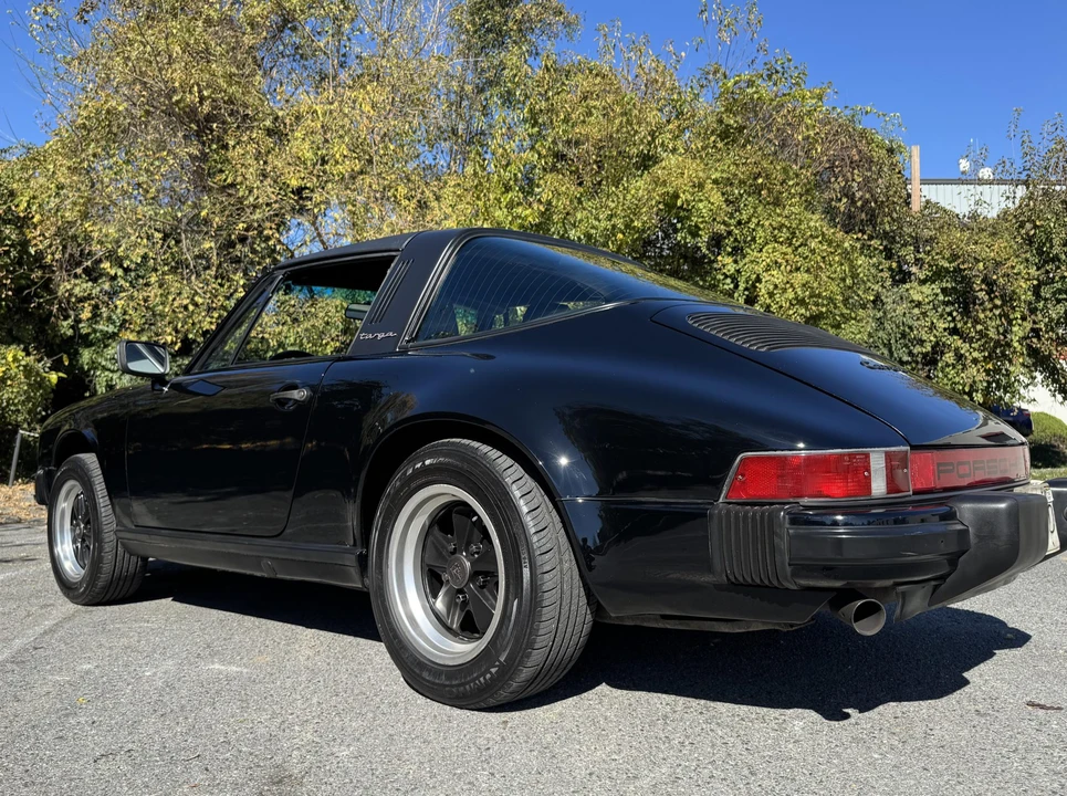 1986 Porsche 911 Carrera 3.2 - Image 25 of 31