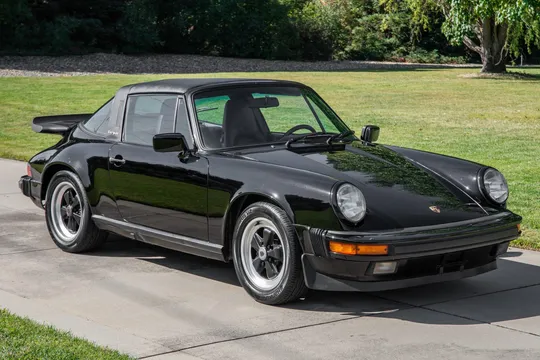 1986 Porsche 911 Carrera 3.2 Targa