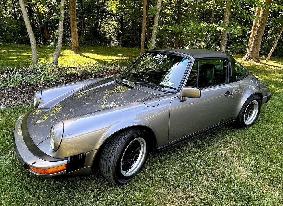 1986 Porsche 911 Carrera 3.2 - Image 13 of 31