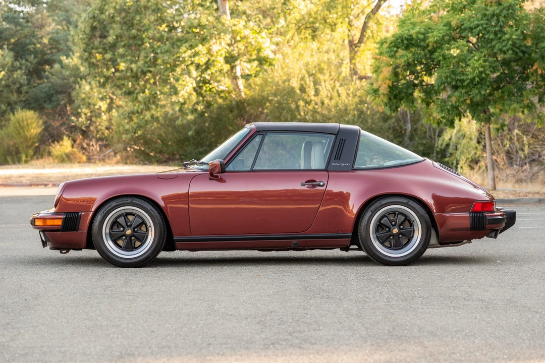 1986 Porsche 911 Carrera 3.2 - Image 15 of 31