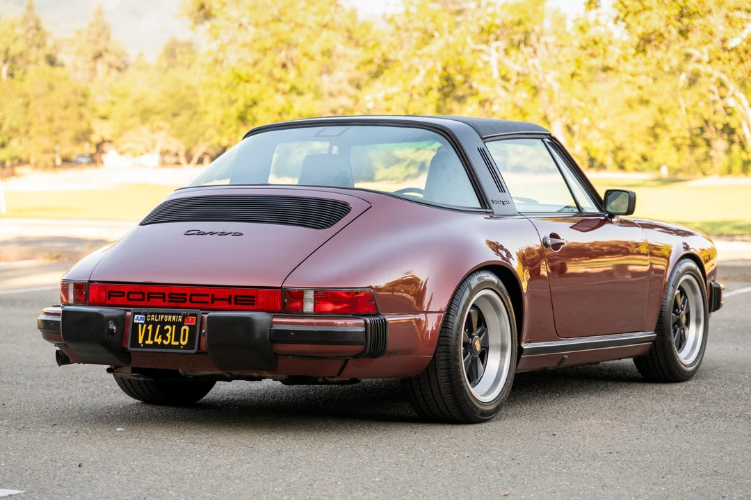 1986 Porsche 911 Carrera 3.2 - Image 12 of 31