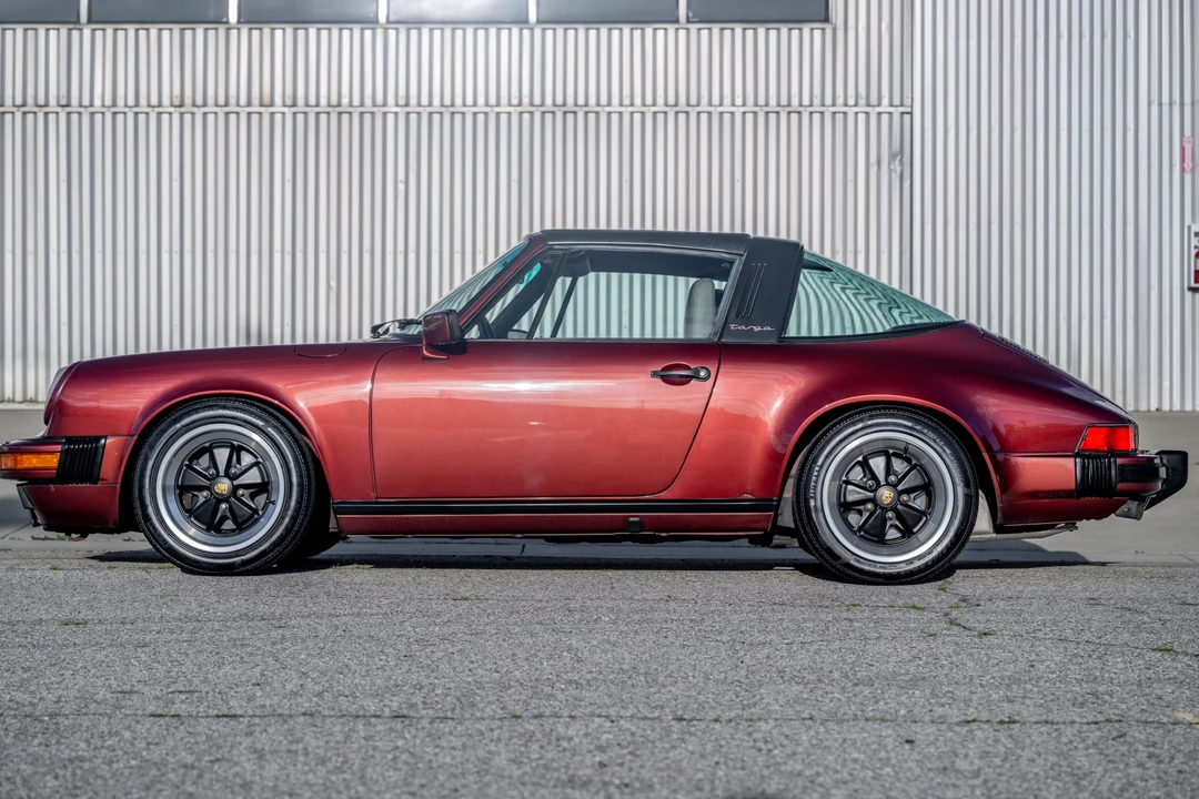 1986 Porsche 911 Carrera 3.2 - Image 16 of 31