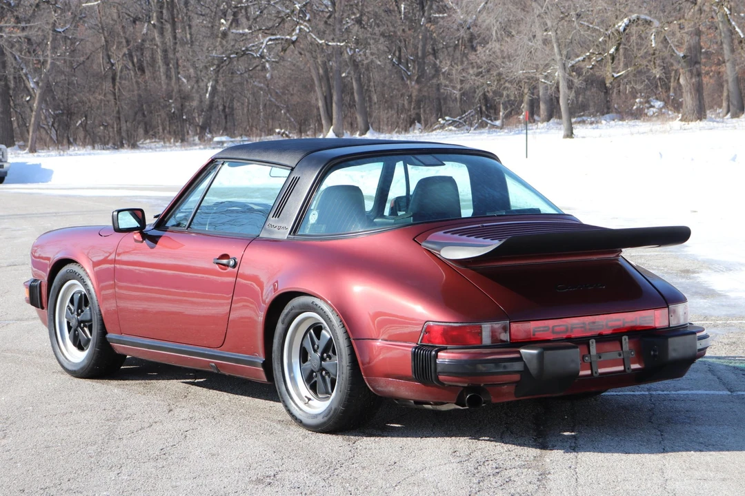 1986 Porsche 911 Carrera 3.2 - Image 9 of 31