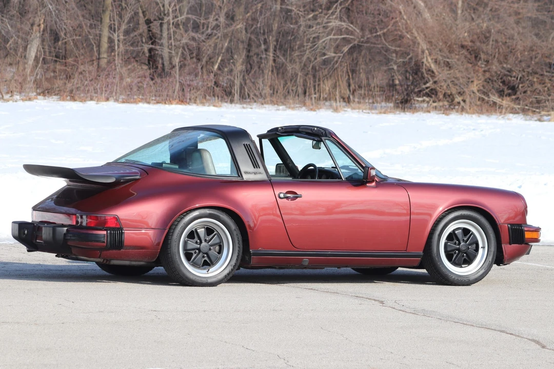1986 Porsche 911 Carrera 3.2 - Image 15 of 31