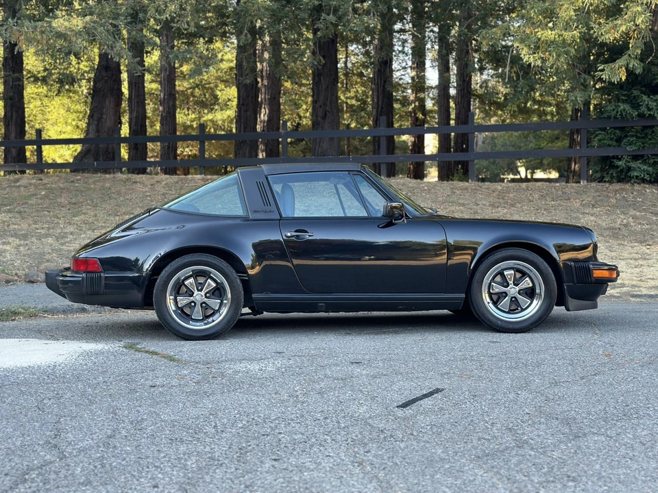 1986 Porsche 911 Carrera 3.2 - Image 7 of 31
