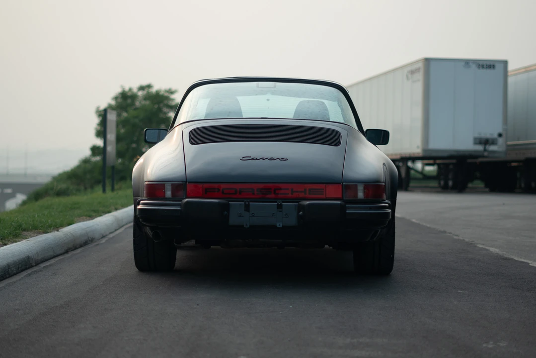 1986 Porsche 911 Carrera 3.2 - Image 15 of 31