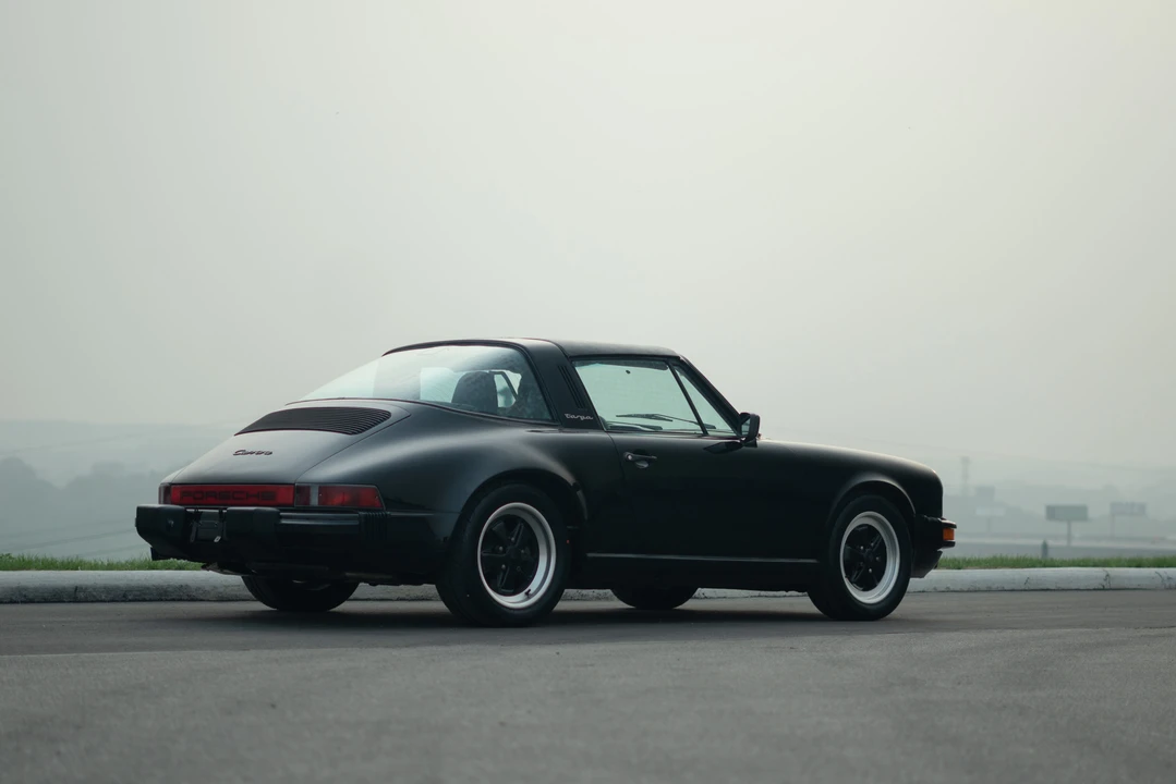 1986 Porsche 911 Carrera 3.2 - Image 21 of 31