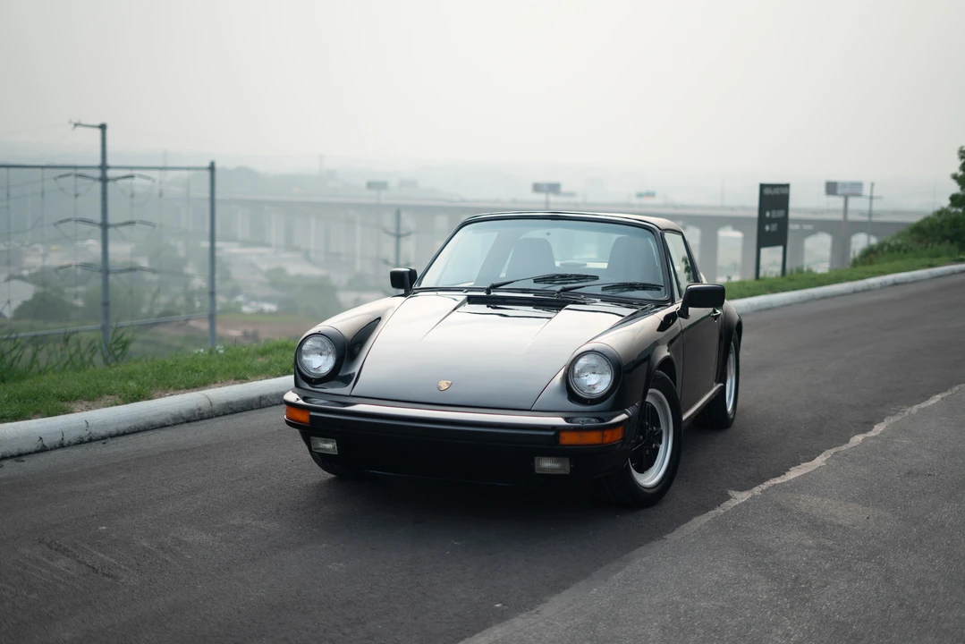 1986 Porsche 911 Carrera 3.2 - Image 4 of 31