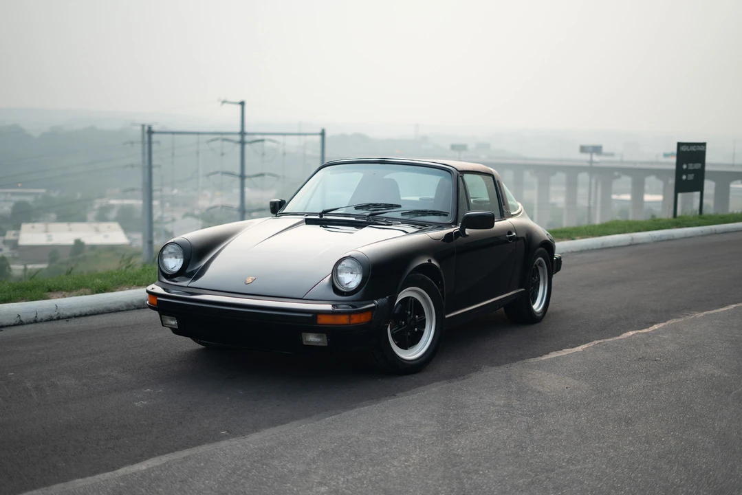 1986 Porsche 911 Carrera 3.2 - Image 5 of 31