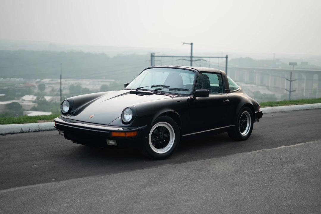 1986 Porsche 911 Carrera 3.2 - Image 6 of 31