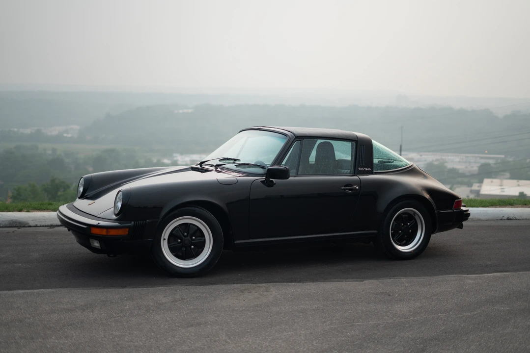 1986 Porsche 911 Carrera 3.2 - Image 8 of 31