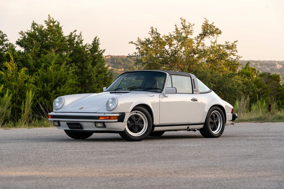 1986 Porsche 911 Carrera 3.2 - Image 10 of 31