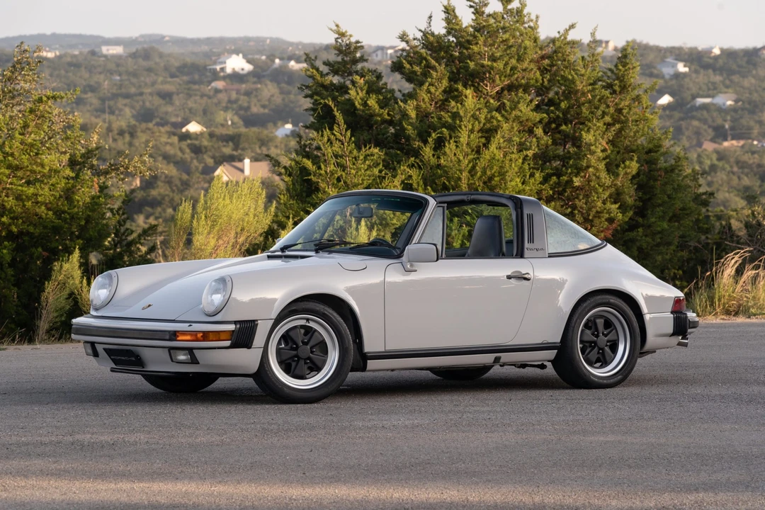1986 Porsche 911 Carrera 3.2 - Image 2 of 31