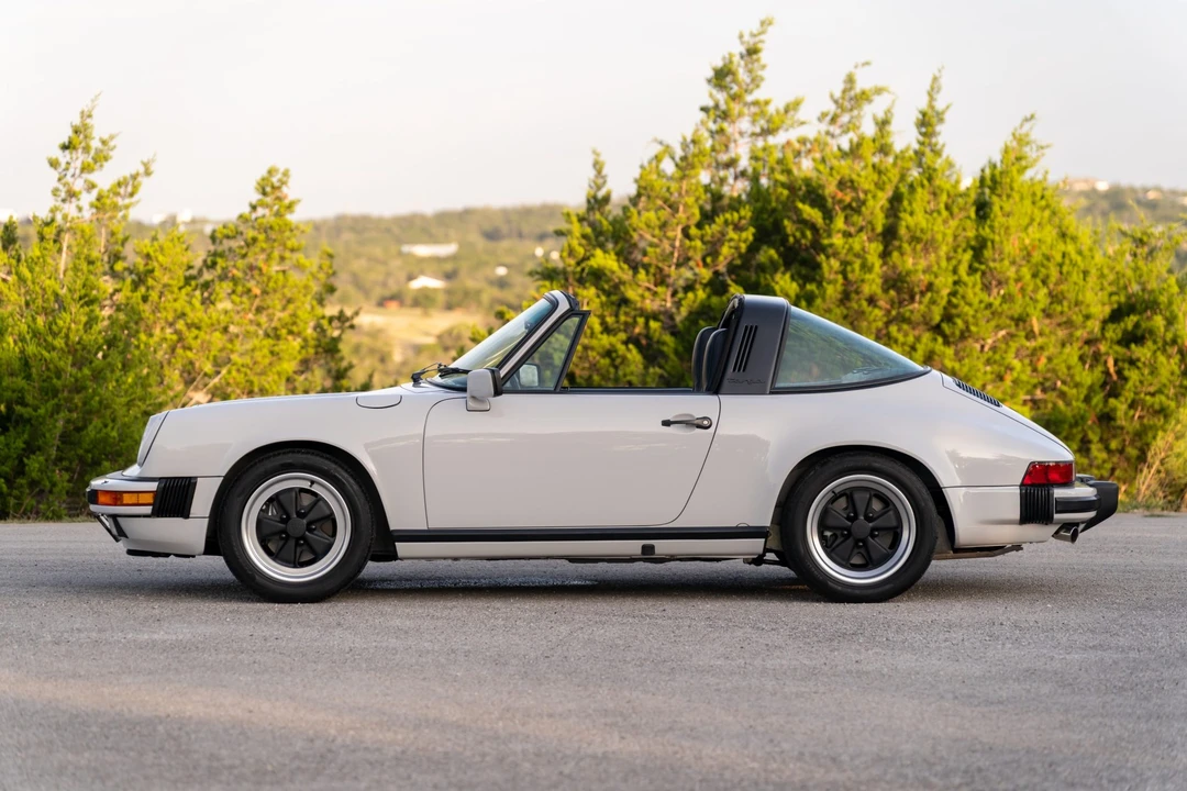 1986 Porsche 911 Carrera 3.2 - Image 25 of 31