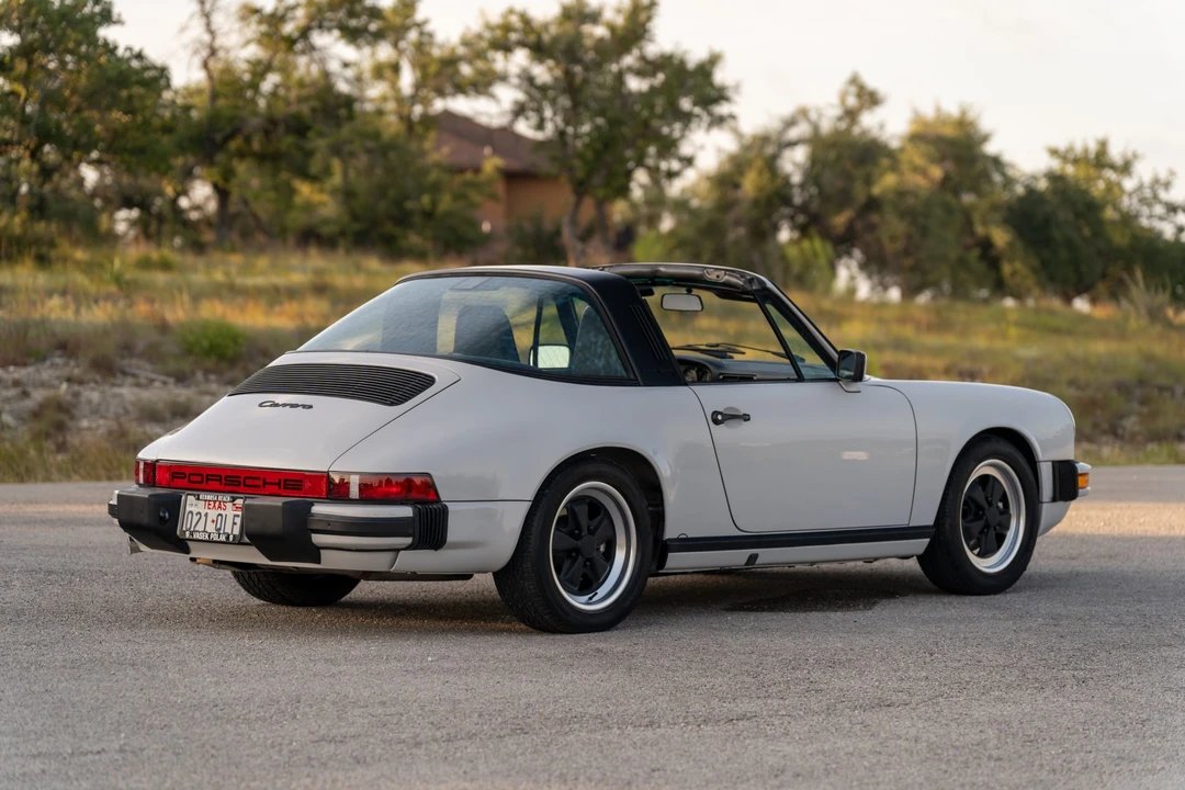 1986 Porsche 911 Carrera 3.2 - Image 20 of 31