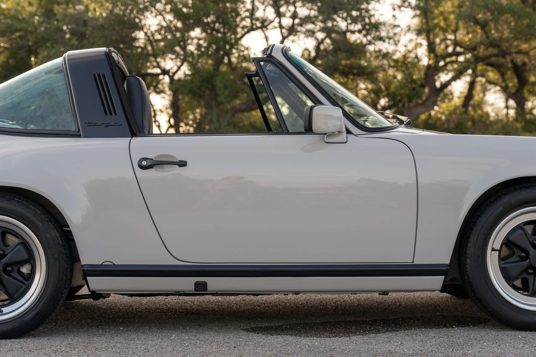1986 Porsche 911 Carrera 3.2 - Image 29 of 31