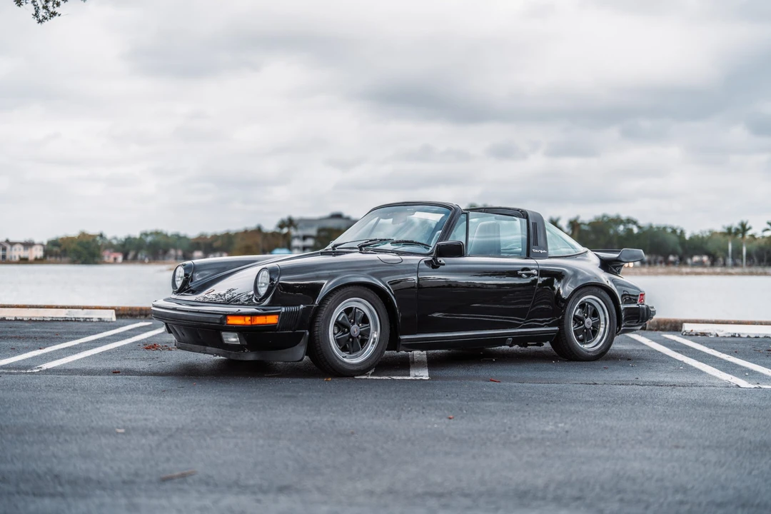 1986 Porsche 911 Carrera 3.2 - Image 2 of 31