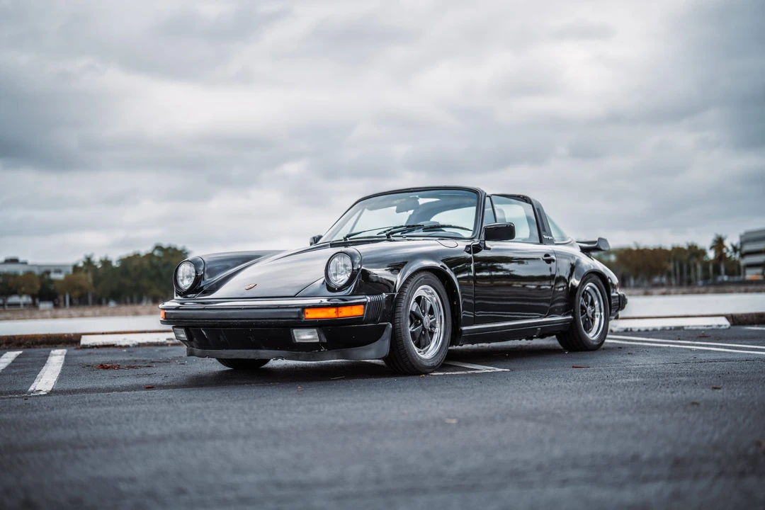 1986 Porsche 911 Carrera 3.2 - Image 4 of 31