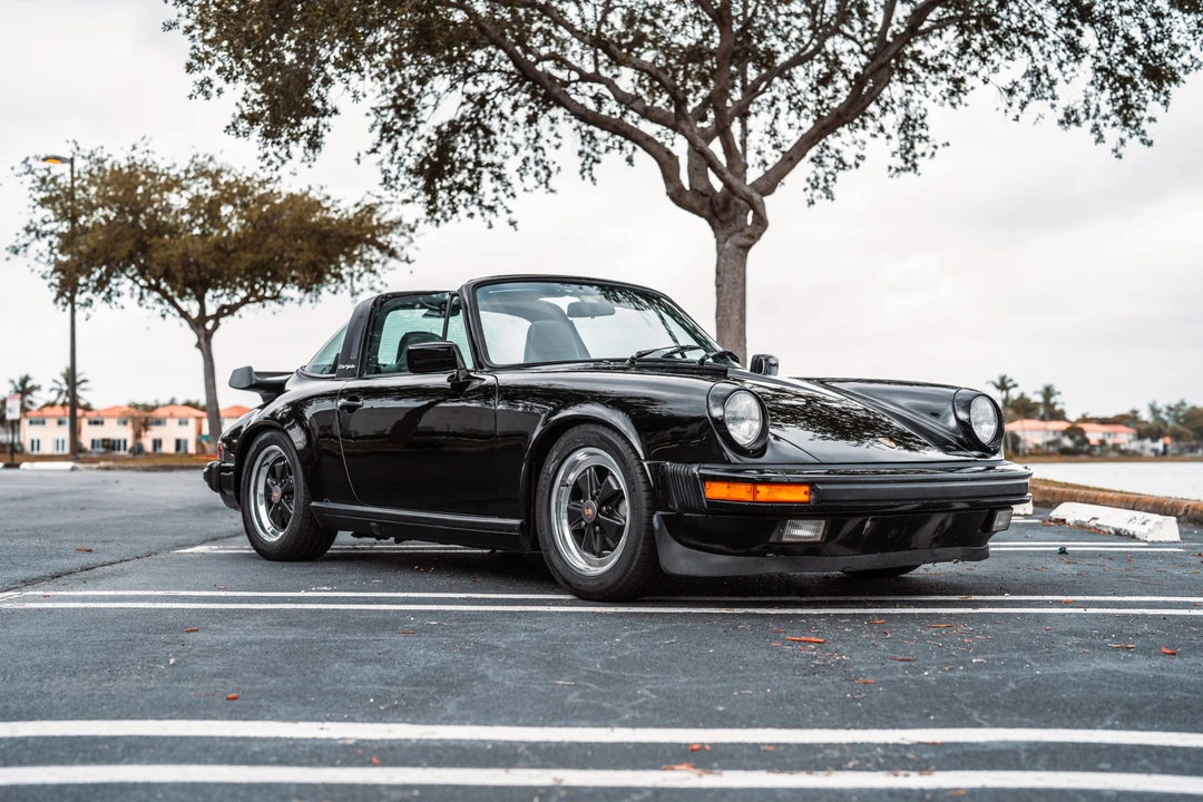 1986 Porsche 911 Carrera 3.2 - Image 10 of 31