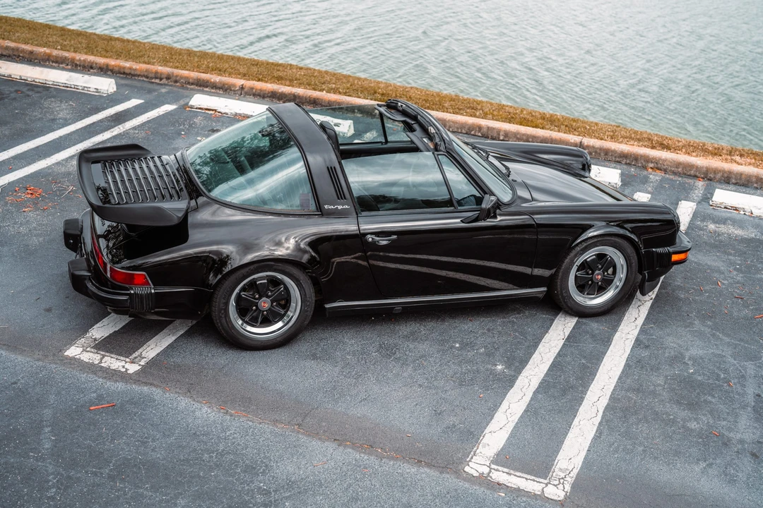 1986 Porsche 911 Carrera 3.2 - Image 13 of 31