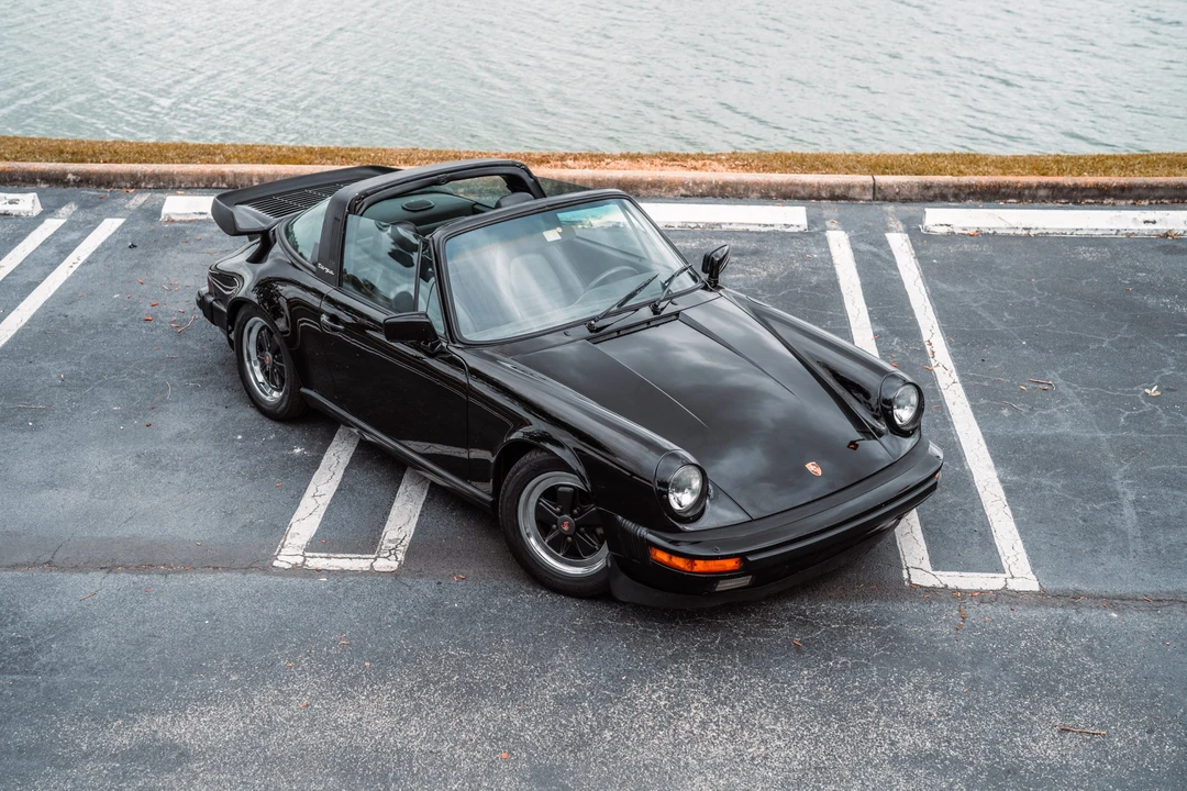 1986 Porsche 911 Carrera 3.2 - Image 9 of 31