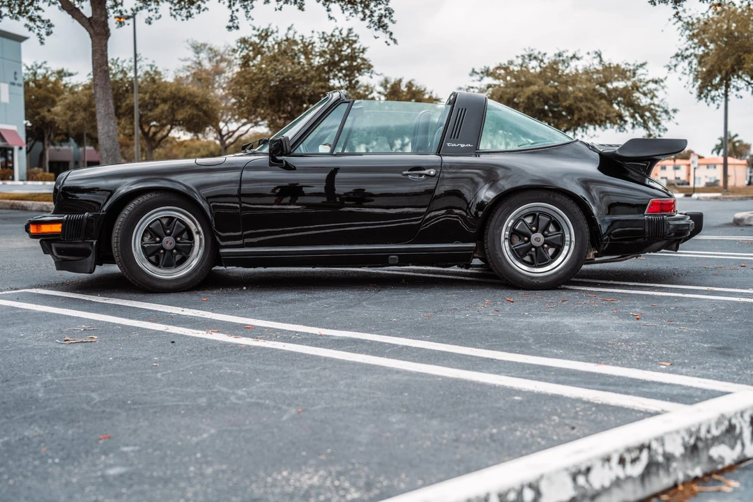 1986 Porsche 911 Carrera 3.2 - Image 21 of 31