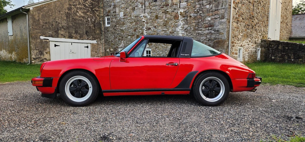 1986 Porsche 911 Carrera 3.2 - Image 10 of 31