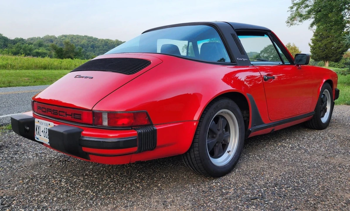 1986 Porsche 911 Carrera 3.2 - Image 6 of 31