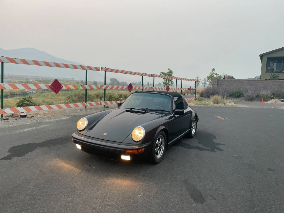 1986 Porsche 911 Carrera 3.2 - Image 2 of 31