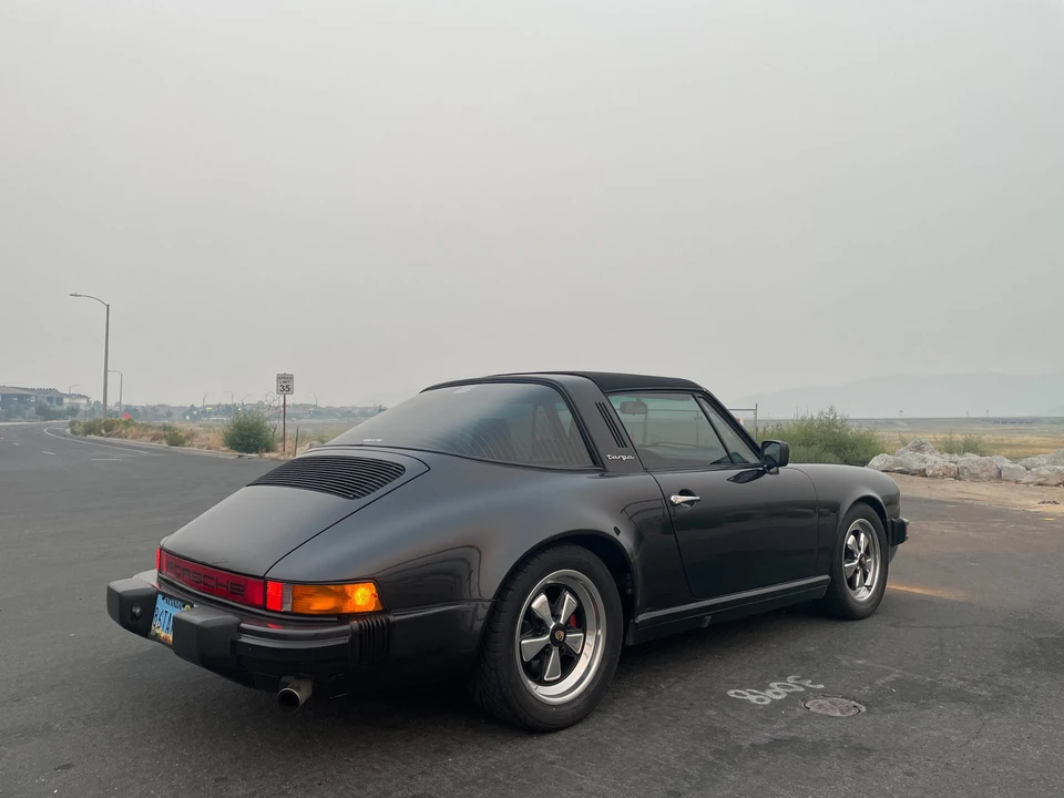1986 Porsche 911 Carrera 3.2 - Image 29 of 31