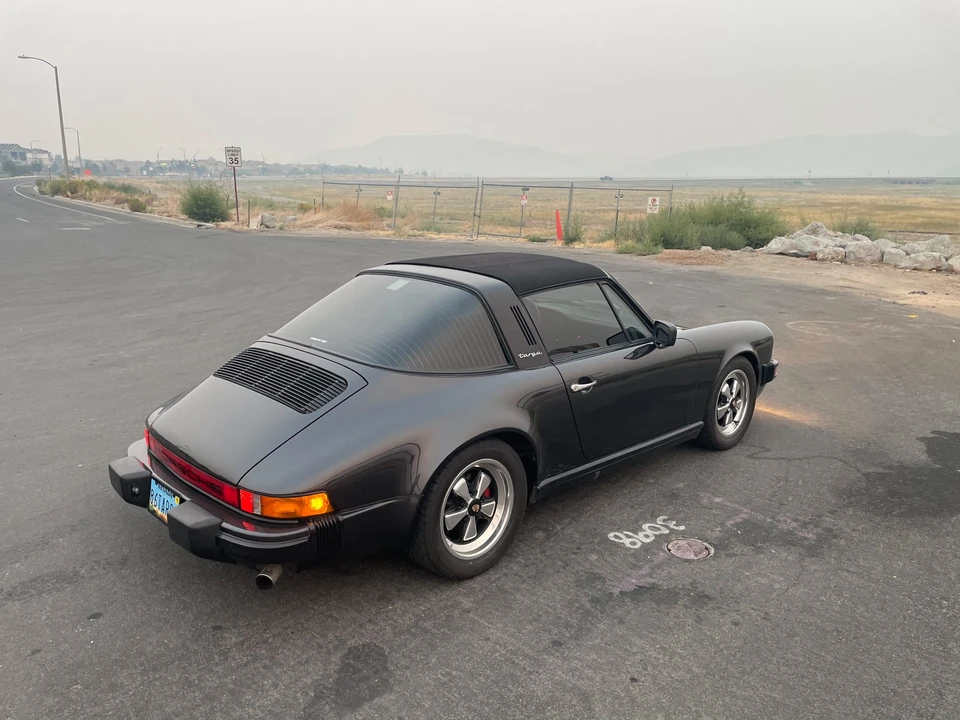 1986 Porsche 911 Carrera 3.2 - Image 28 of 31