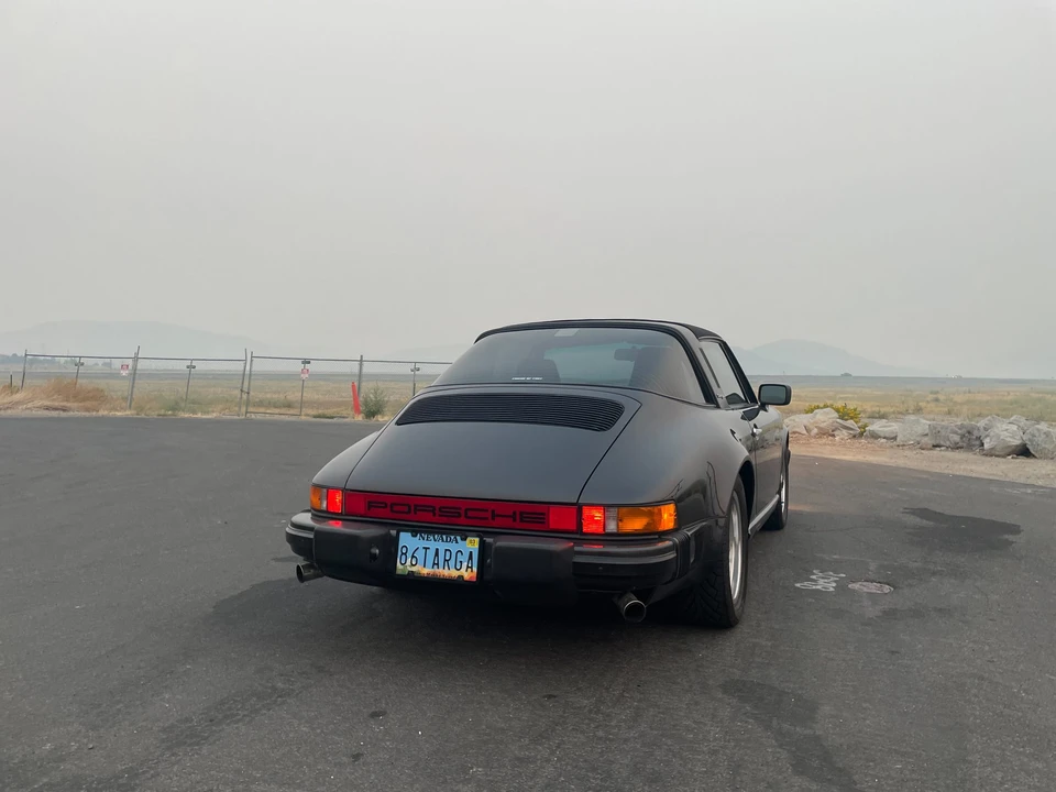 1986 Porsche 911 Carrera 3.2 - Image 25 of 31