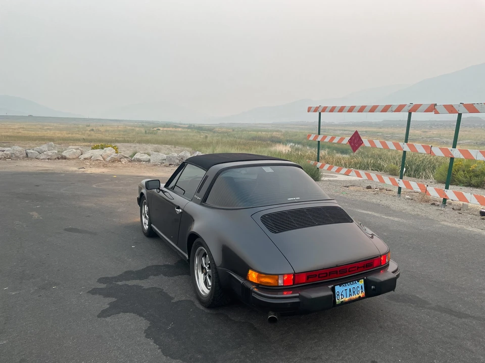 1986 Porsche 911 Carrera 3.2 - Image 16 of 31