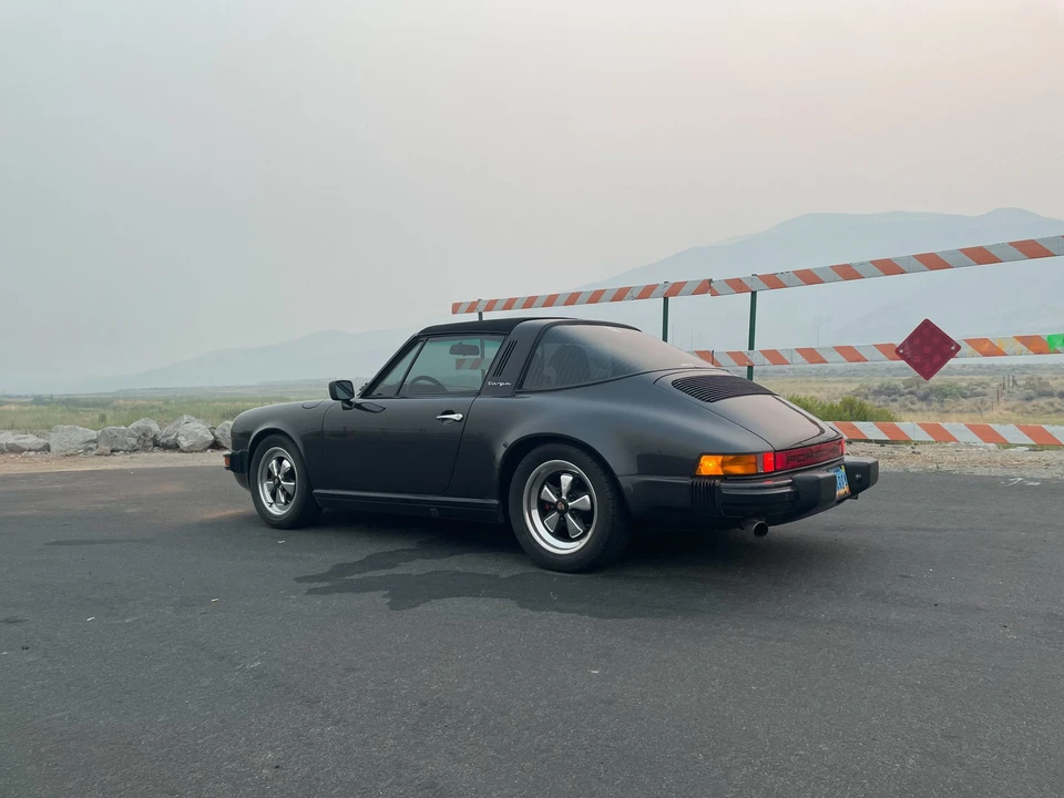 1986 Porsche 911 Carrera 3.2 - Image 13 of 31