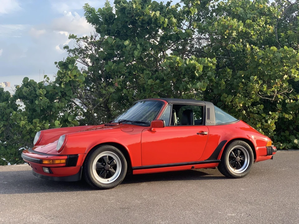1986 Porsche 911 Carrera 3.2 - Image 26 of 31