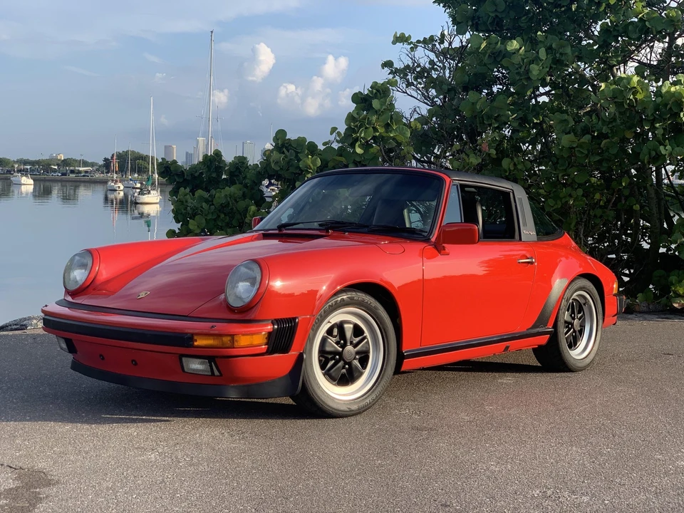 1986 Porsche 911 Carrera 3.2 - Image 25 of 31