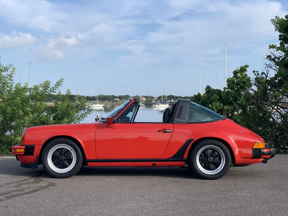 1986 Porsche 911 Carrera 3.2 - Image 12 of 31