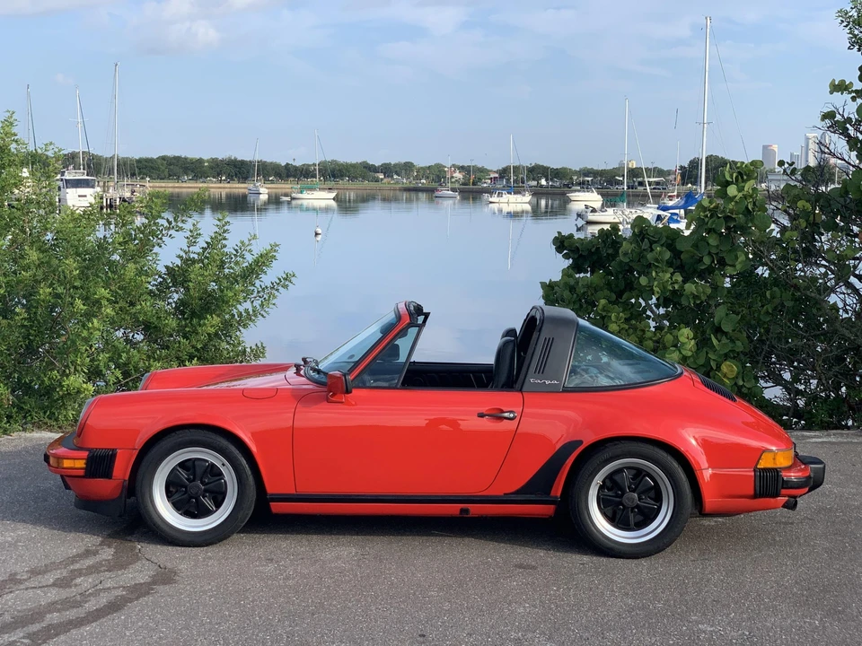 1986 Porsche 911 Carrera 3.2 - Image 13 of 31