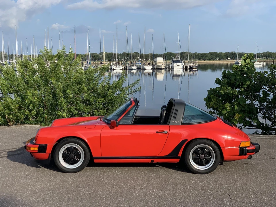 1986 Porsche 911 Carrera 3.2 - Image 10 of 31