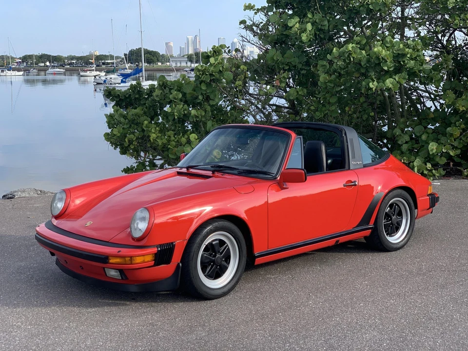 1986 Porsche 911 Carrera 3.2 - Image 5 of 31