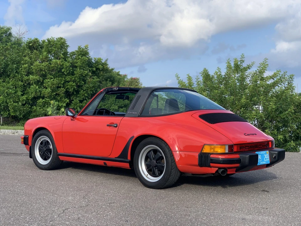 1986 Porsche 911 Carrera 3.2 - Image 14 of 31