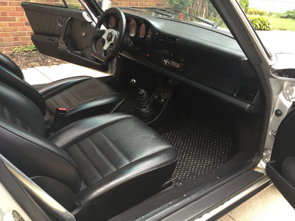 1986 Porsche 911 Carrera 3.2 - Image 13 of 31